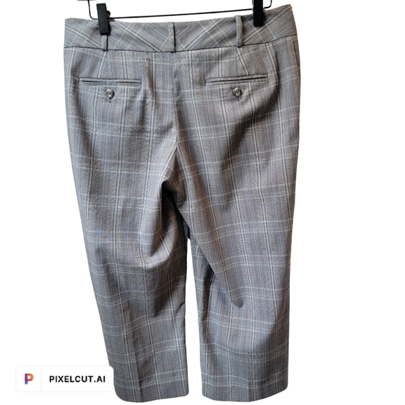 Mossimo Plaid Cropped Pants - Picture 4 of 5